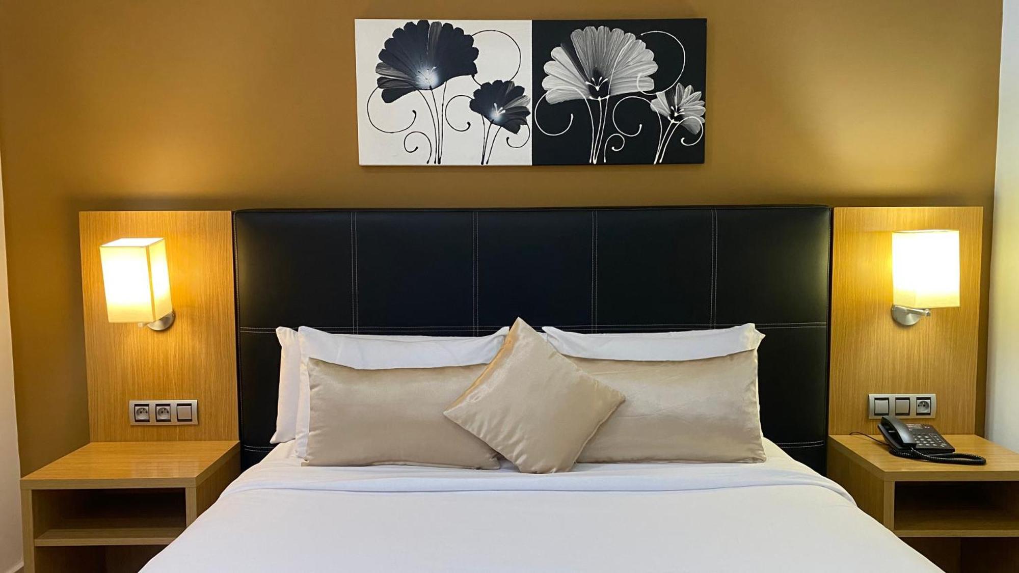 Prestige Hotel & Spa เทโทอัน ภายนอก รูปภาพ